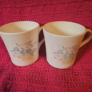 2 Corning Ware Tea/ Coffee Cups